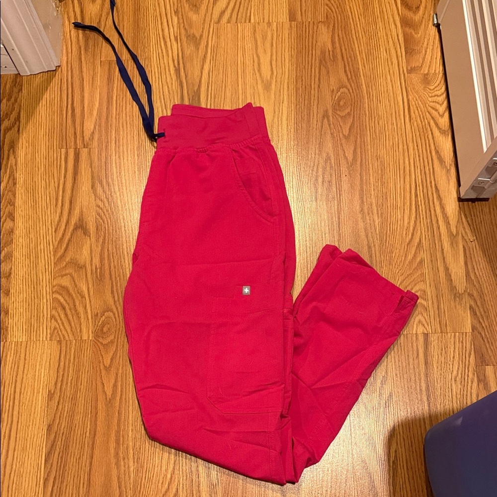 Figs Women's Pink Yola Skinny Scrub Pants